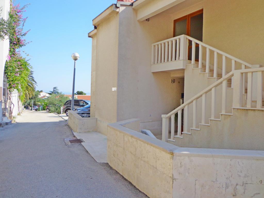 Guesthouse Matko Brela Exterior photo